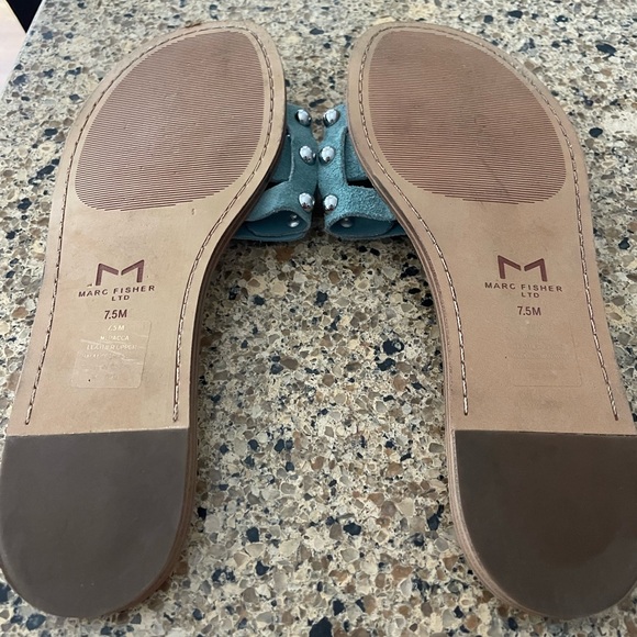 Marc Fisher Ltd Pacca Studded and Aqua Leather - Picture 3 of 4